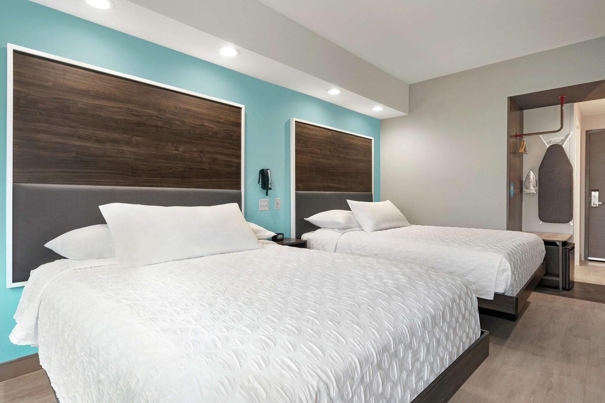 Tru By Hilton Florence I-95 Εξωτερικό φωτογραφία