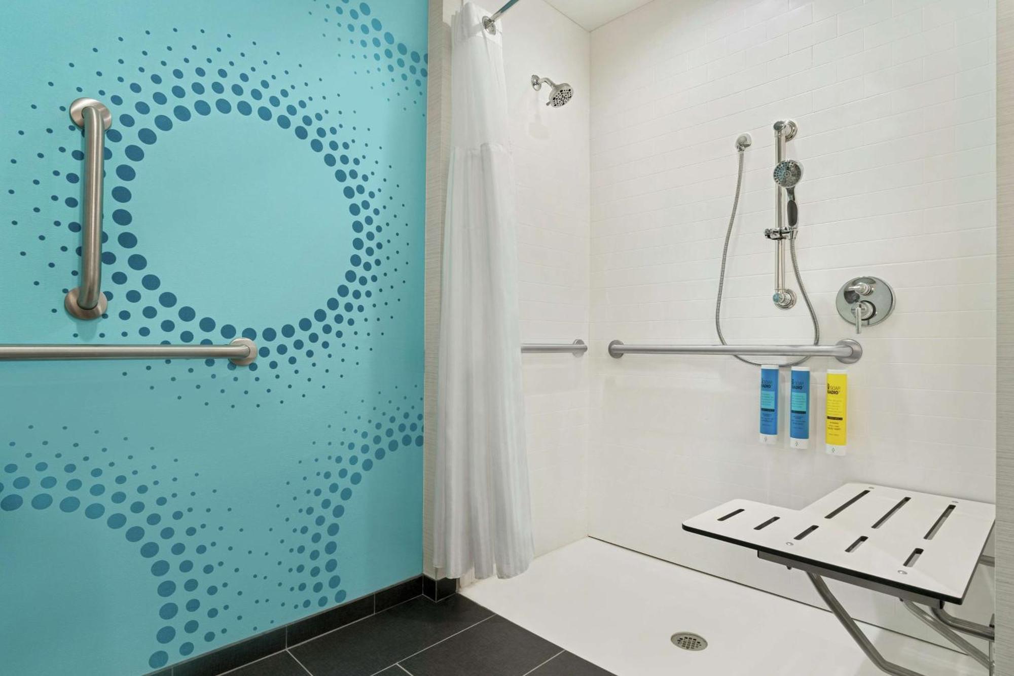Tru By Hilton Florence I-95 Εξωτερικό φωτογραφία
