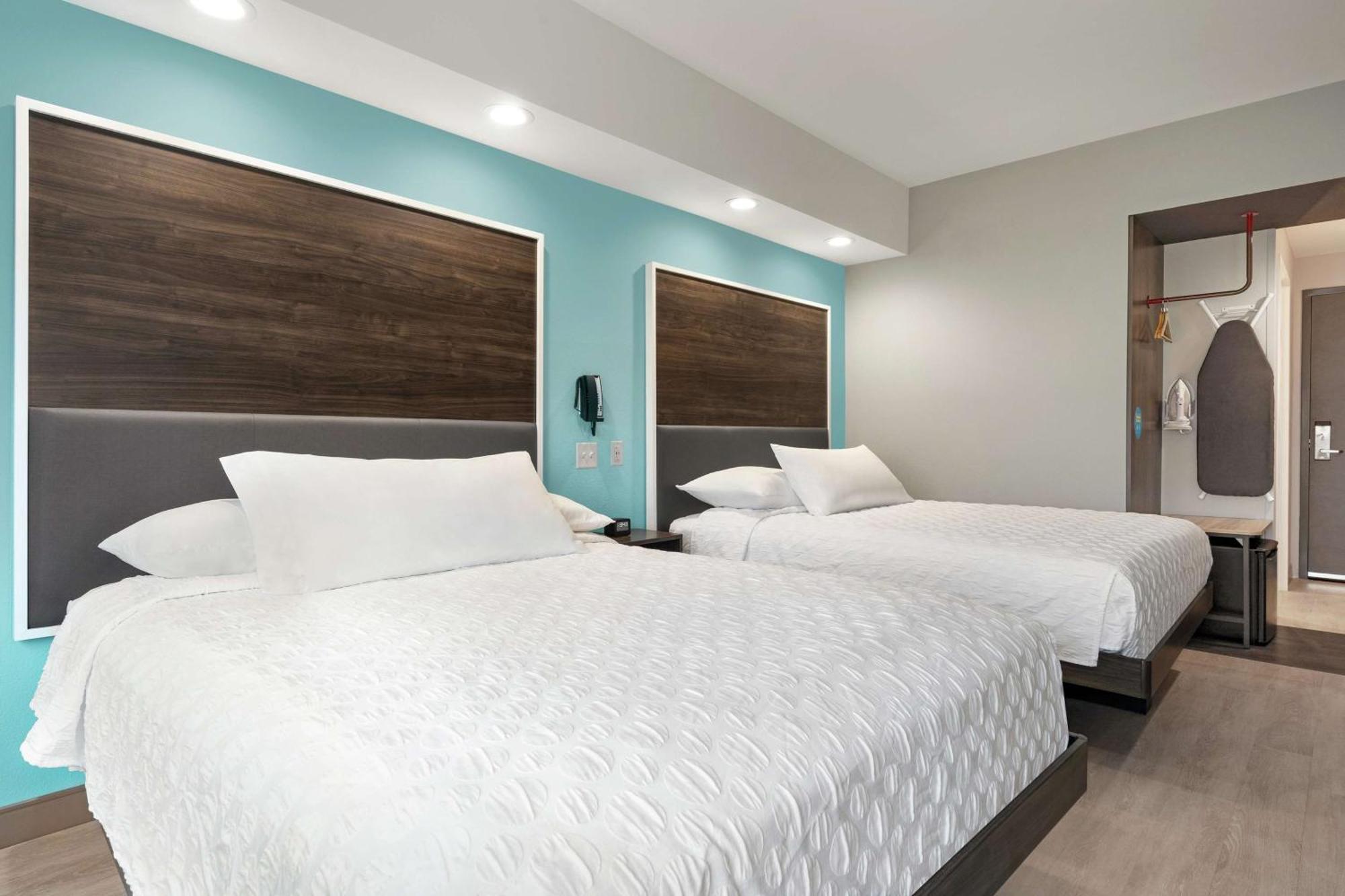 Tru By Hilton Florence I-95 Εξωτερικό φωτογραφία