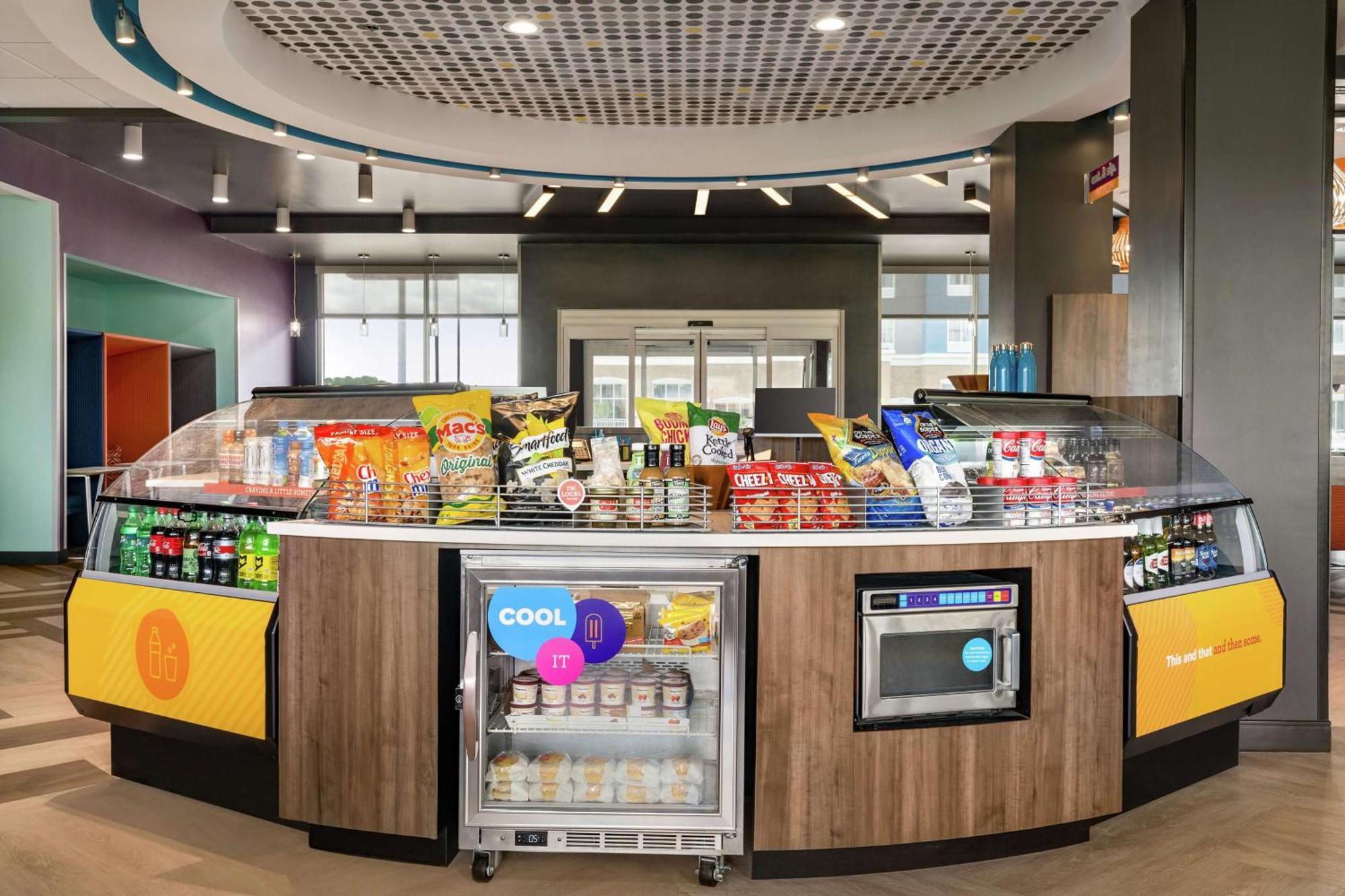 Tru By Hilton Florence I-95 Εξωτερικό φωτογραφία